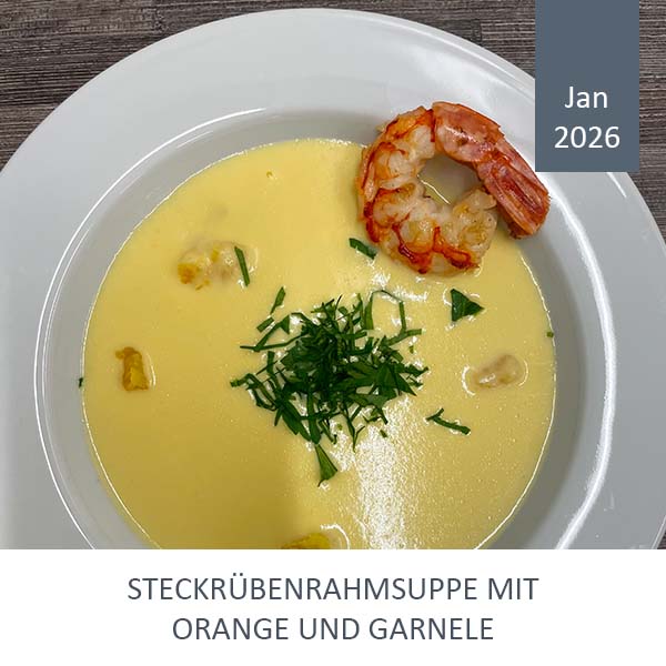 Steckrübenrahmsuppe mit Orange und Garnele